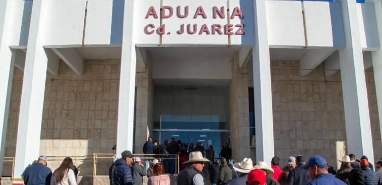 Campesinos chihuahuenses ocupan la Aduana Fronteriza en apoyo al paro agrícola