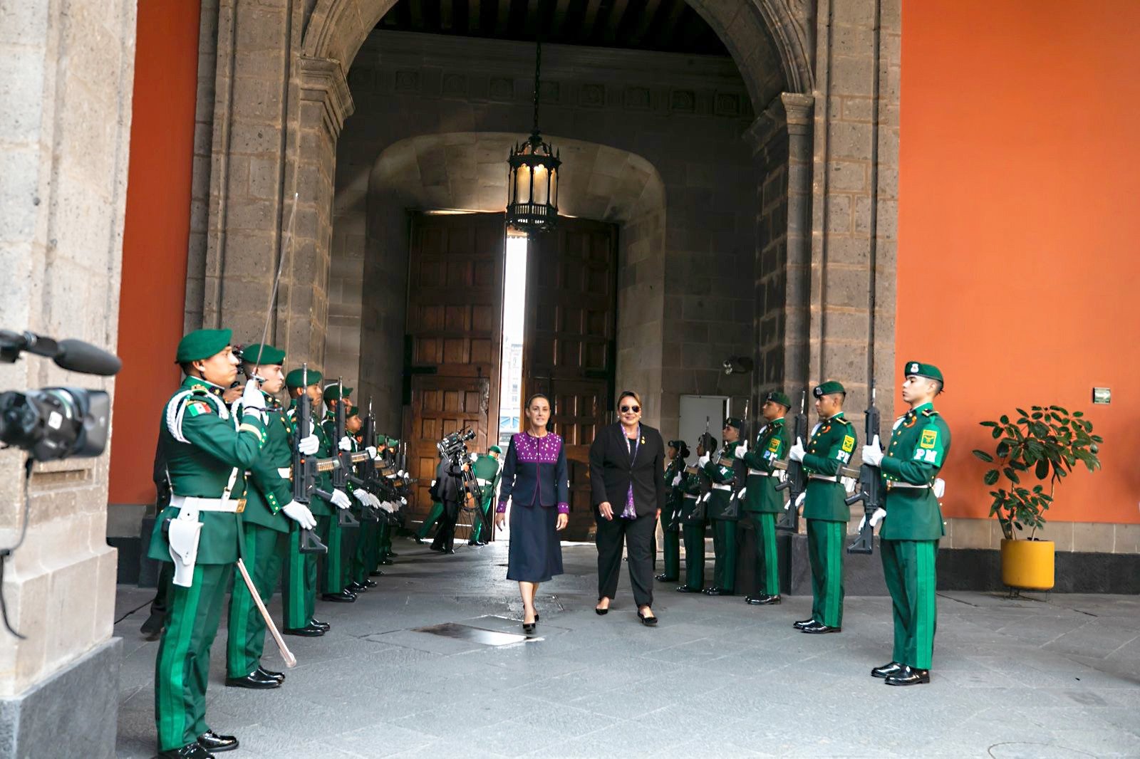 Claudia Sheinbaum despide a Castro, elogia su trabajo y agradece amistad y relación bilateral