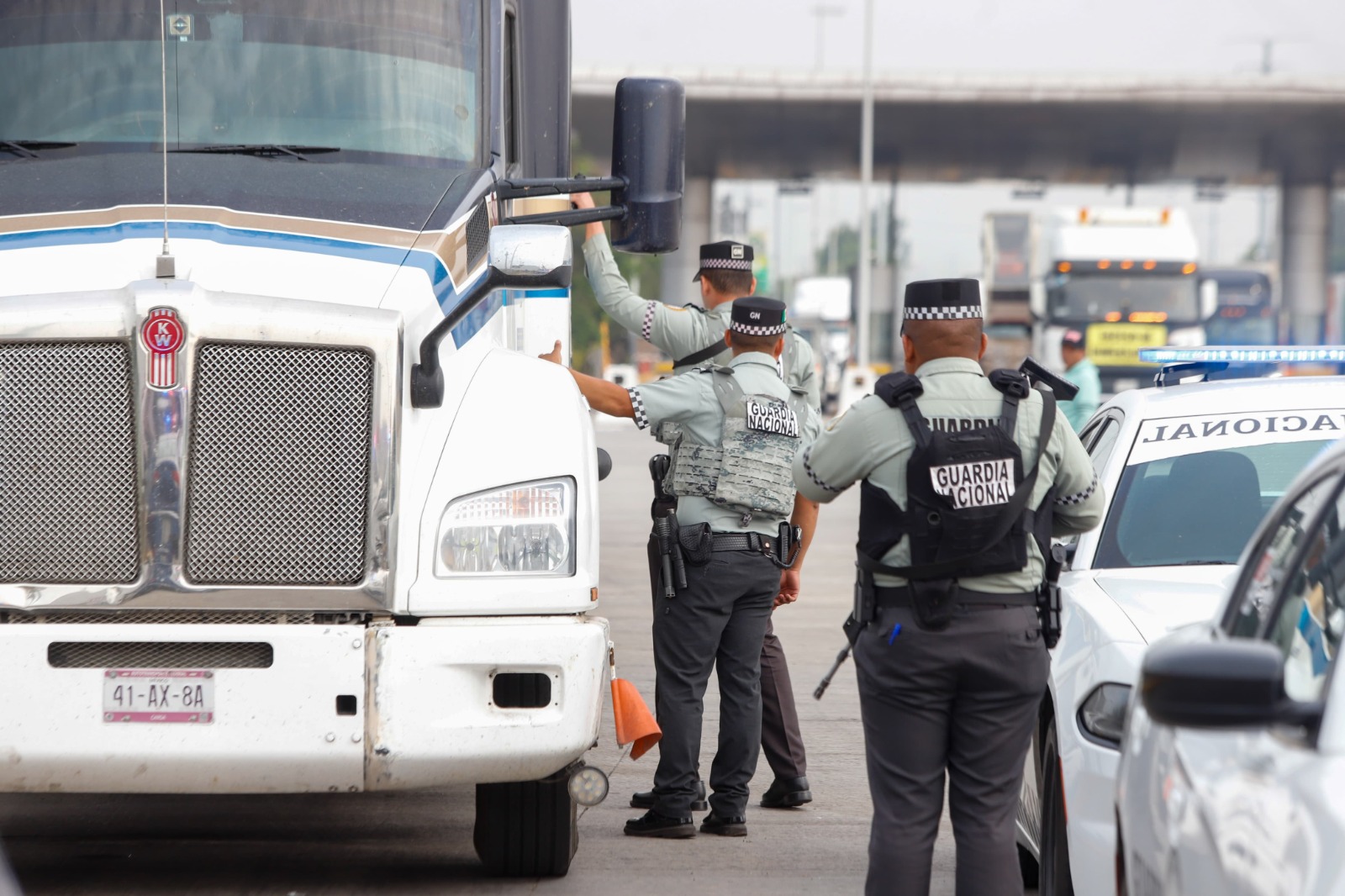 Gobierno refuerza seguridad en carreteras para proteger al autotransporte
