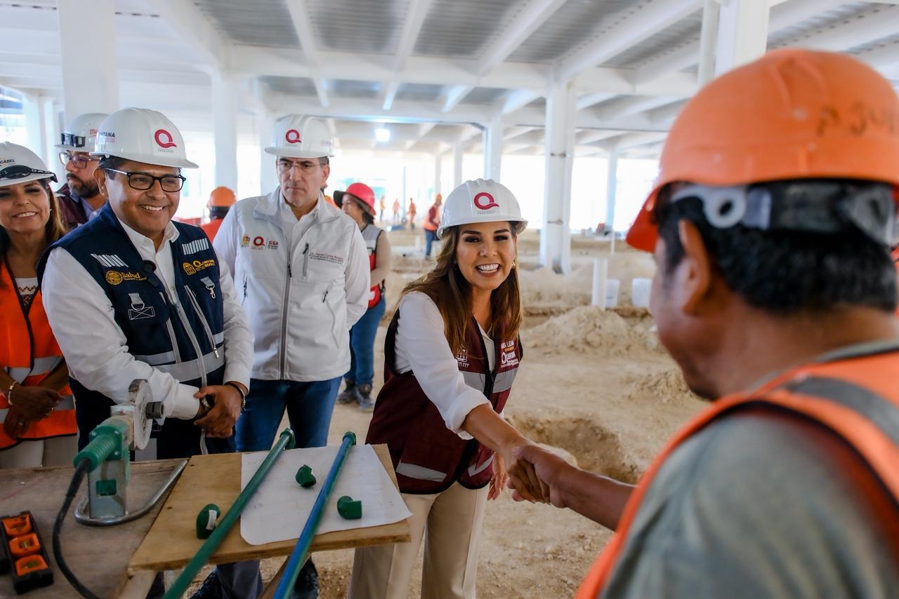 Supervisa Mara Lezama avance del nuevo Hospital General de Chetumal