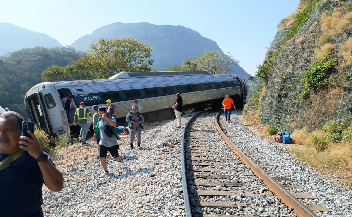 Semar confirma 13 muertos tras descarrilamiento del Tren Interoceánico en Oaxaca