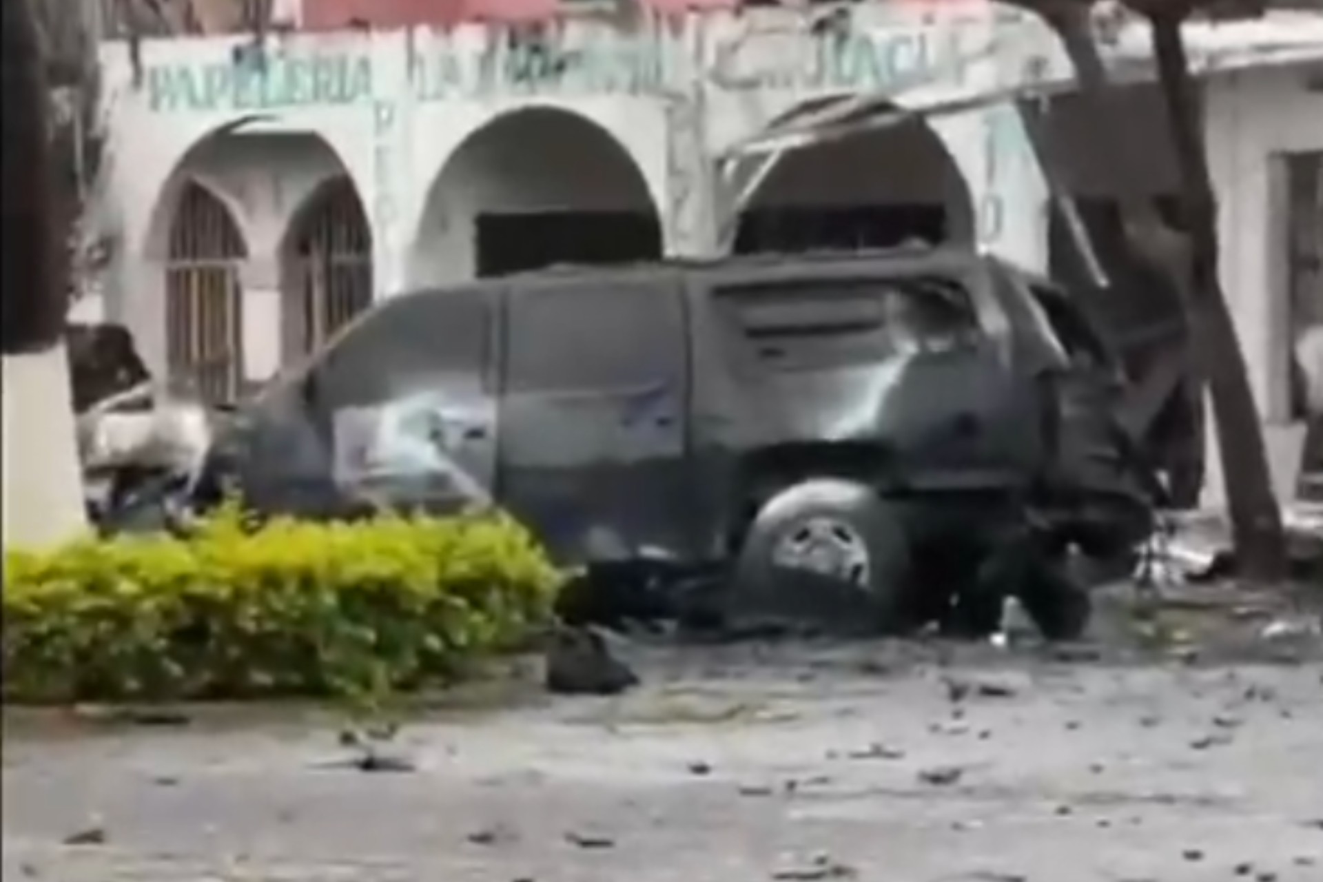 Fiscalía de Michoacán confirma que bomba en el vehículo de Coahuayana fue activada a distancia