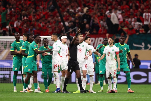 Marruecos acudirá a la CAF y FIFA, tras polémica en la final de la Copa Africana