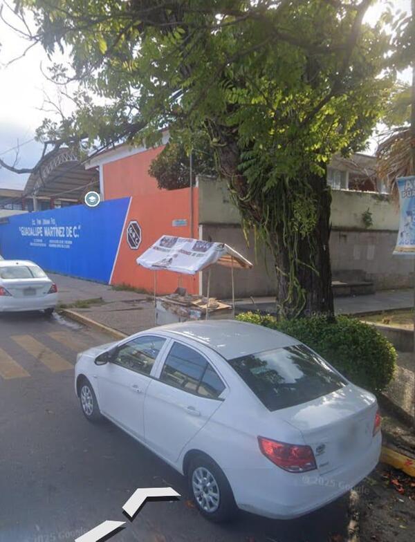 Banda delictiva desvalija vehículos en inmediaciones del hospital ISSET