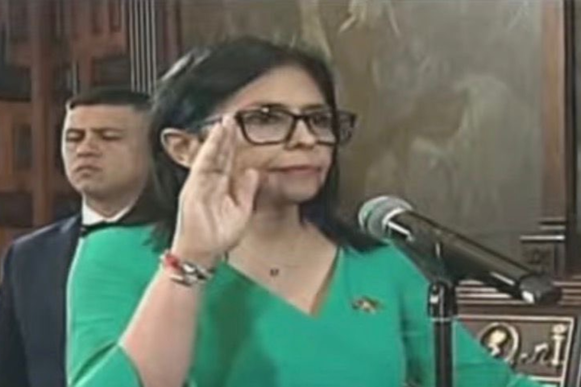 Delcy Rodríguez jura como presidenta encargada de Venezuela