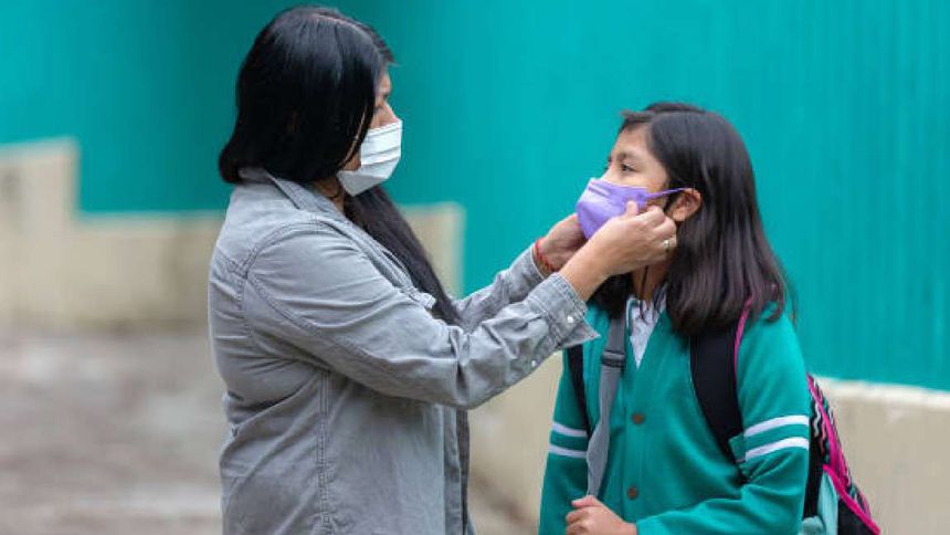 Implementan uso obligatorio de cubrebocas en escuelas de Edomex para prevenir brote de sarampión