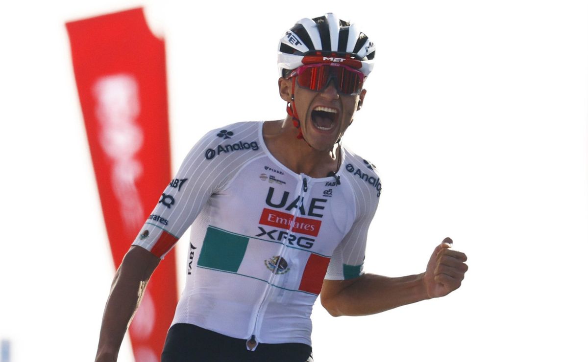 Isaac del Toro suma una victoria en el Tour de los Emiratos Árabes Unidos