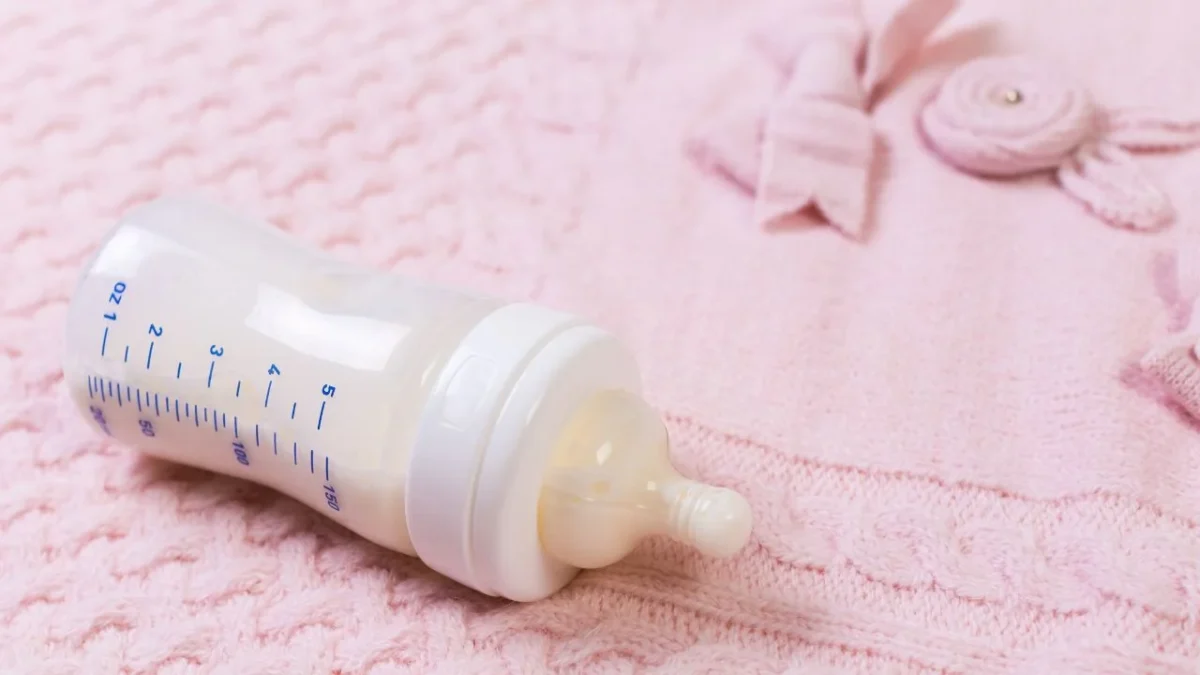 Muere tercer bebé en Francia tras consumir leche infantil presuntamente contaminada