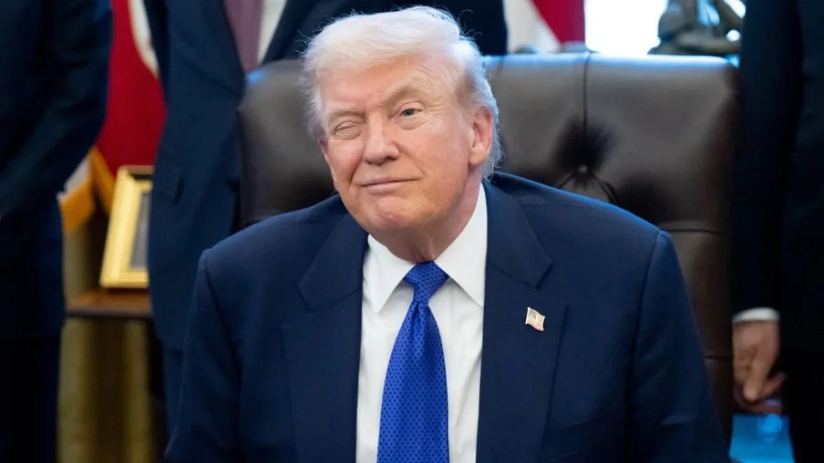 Trump afirma que México suspenderá envío de petróleo a Cuba