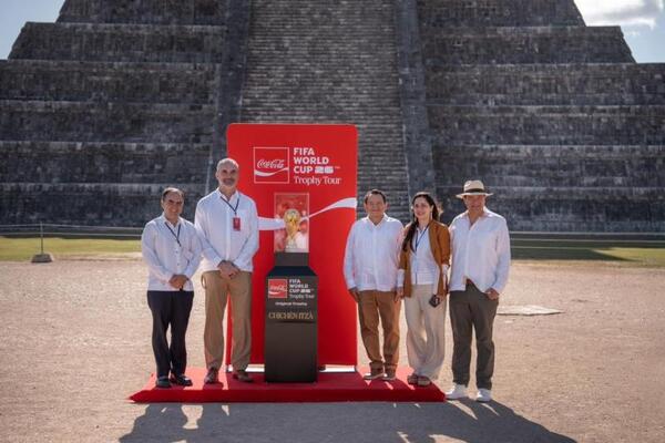 Yucatán recibe el Trofeo de la Copa Mundial de Fútbol FIFA 2026