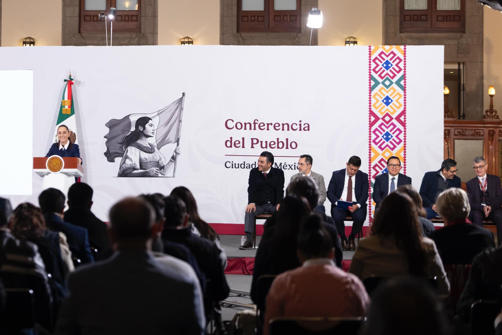 Claudia Sheinbaum entrega por primera vez títulos de concesión de agua a municipios de Tijuana, Rosarito, Mexicali, Tecate y Ensenada, en BC