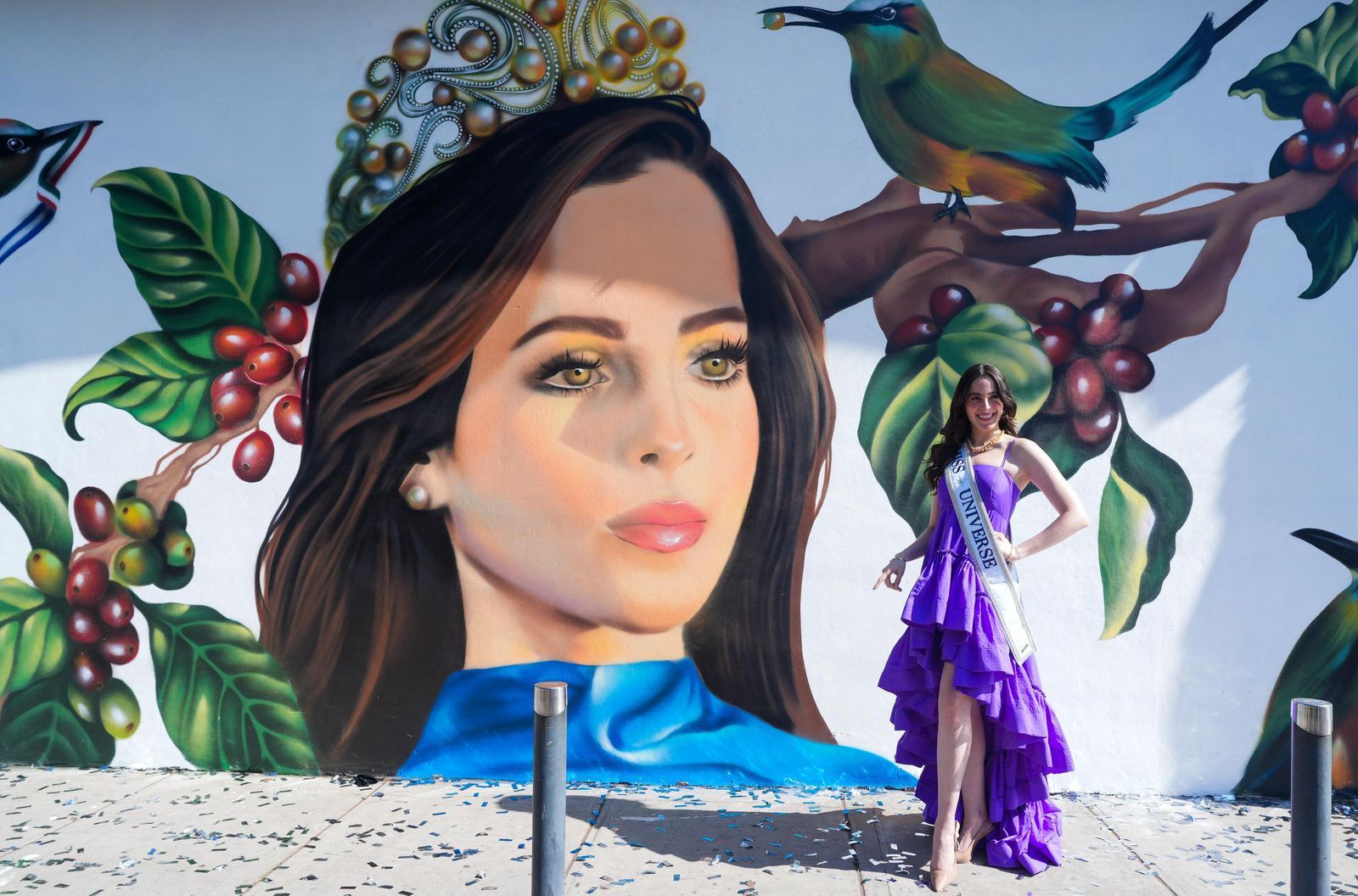 Pintan mural de Fátima Bosch en El Salvador como símbolo de inclusión