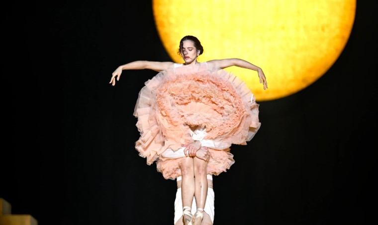 Rosalía arranca el Lux Tour en Lyon