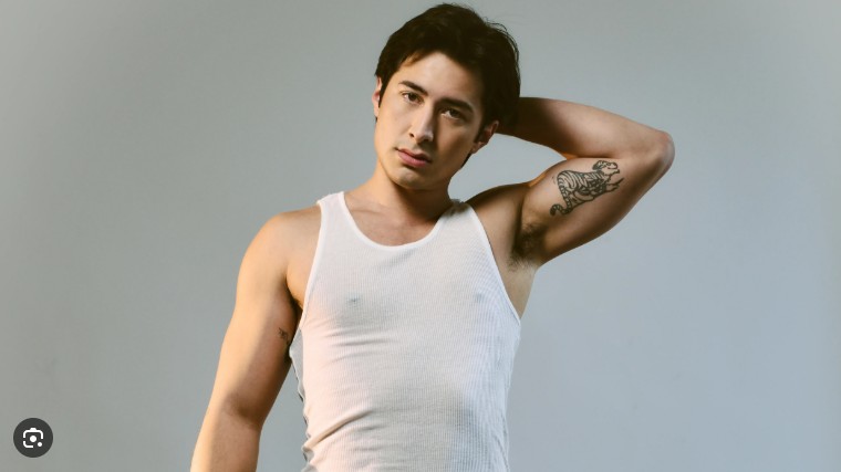 Hudson Williams, de ‘Heated Rivalry’, protagonizará el suspense ‘Apparatus’