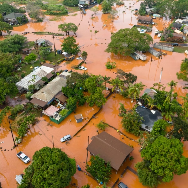 Inundaciones históricas en Hawái: daños por más de mil millones de dólares
