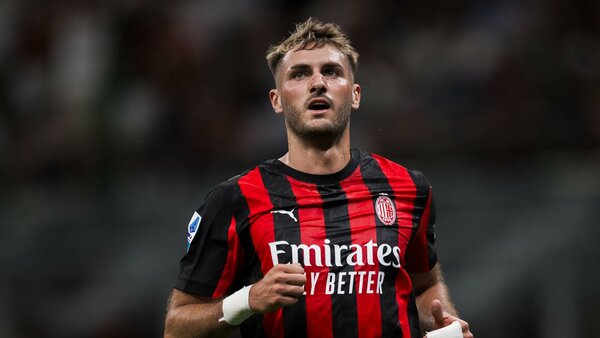 El Milan recupera a Santiago Giménez tras cinco meses de ausencia