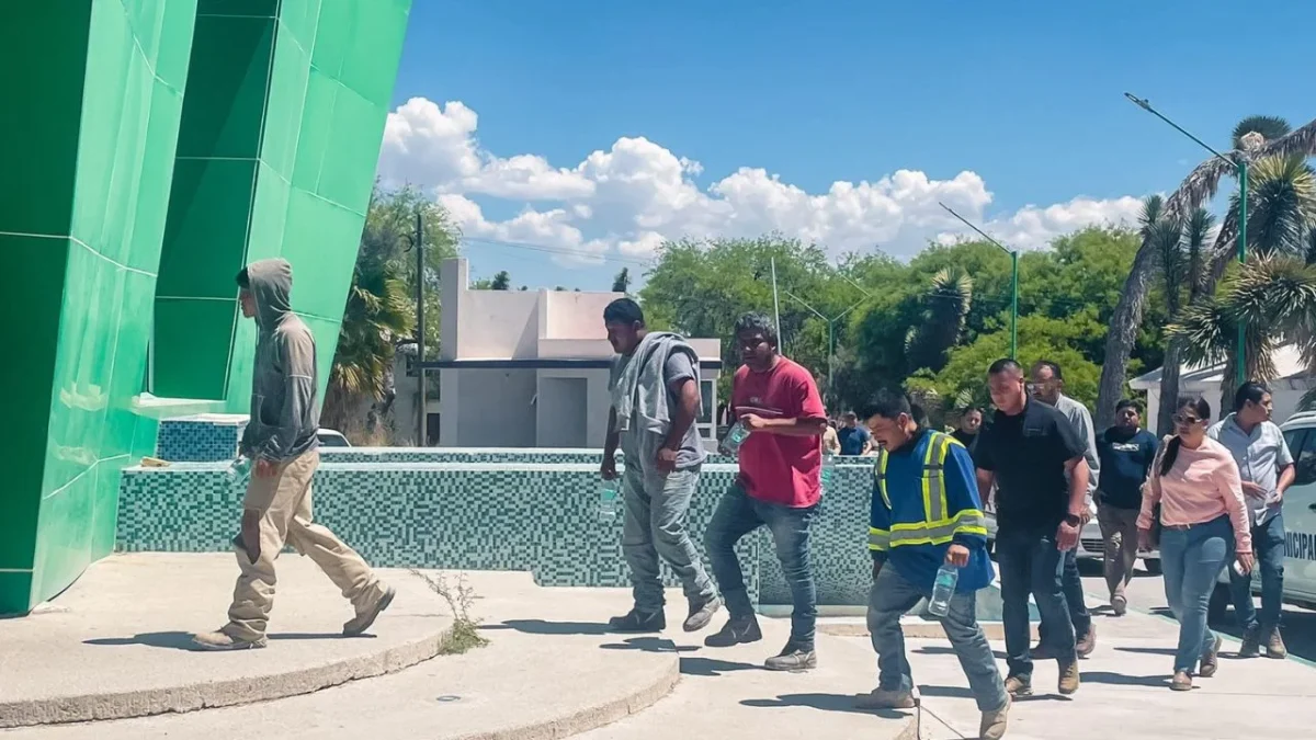 Hallan con vida a 7 electricistas desaparecidos en SLP