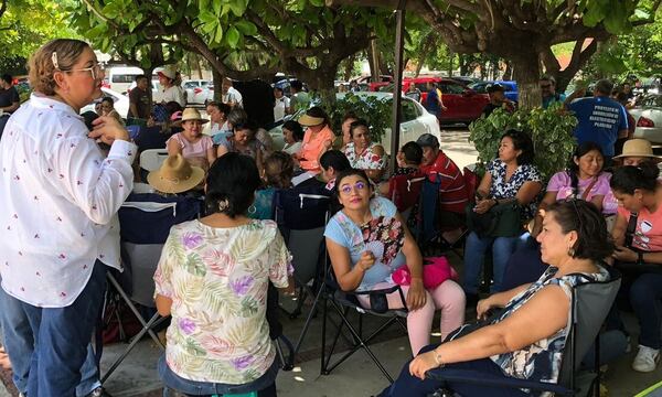 Docentes yucatecos solicitan incremento salarial del 13%
