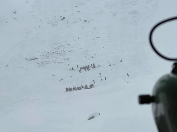 Dos alpinistas muertos y cinco heridos por una avalancha en los Alpes italianos