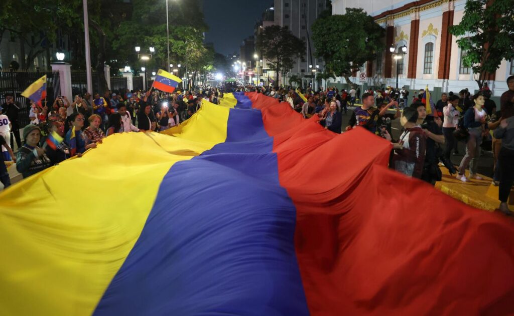 El jefe del Comando Sur de EE.UU. niega estar en preparativos para la toma de Cuba