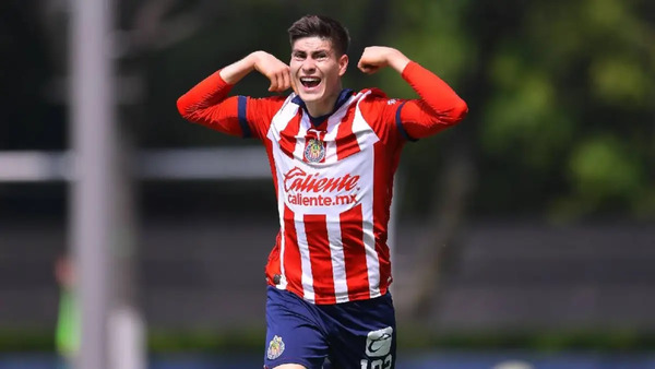 La ‘Hormiga’ González se convierte en el jugador más caro de la Liga MX