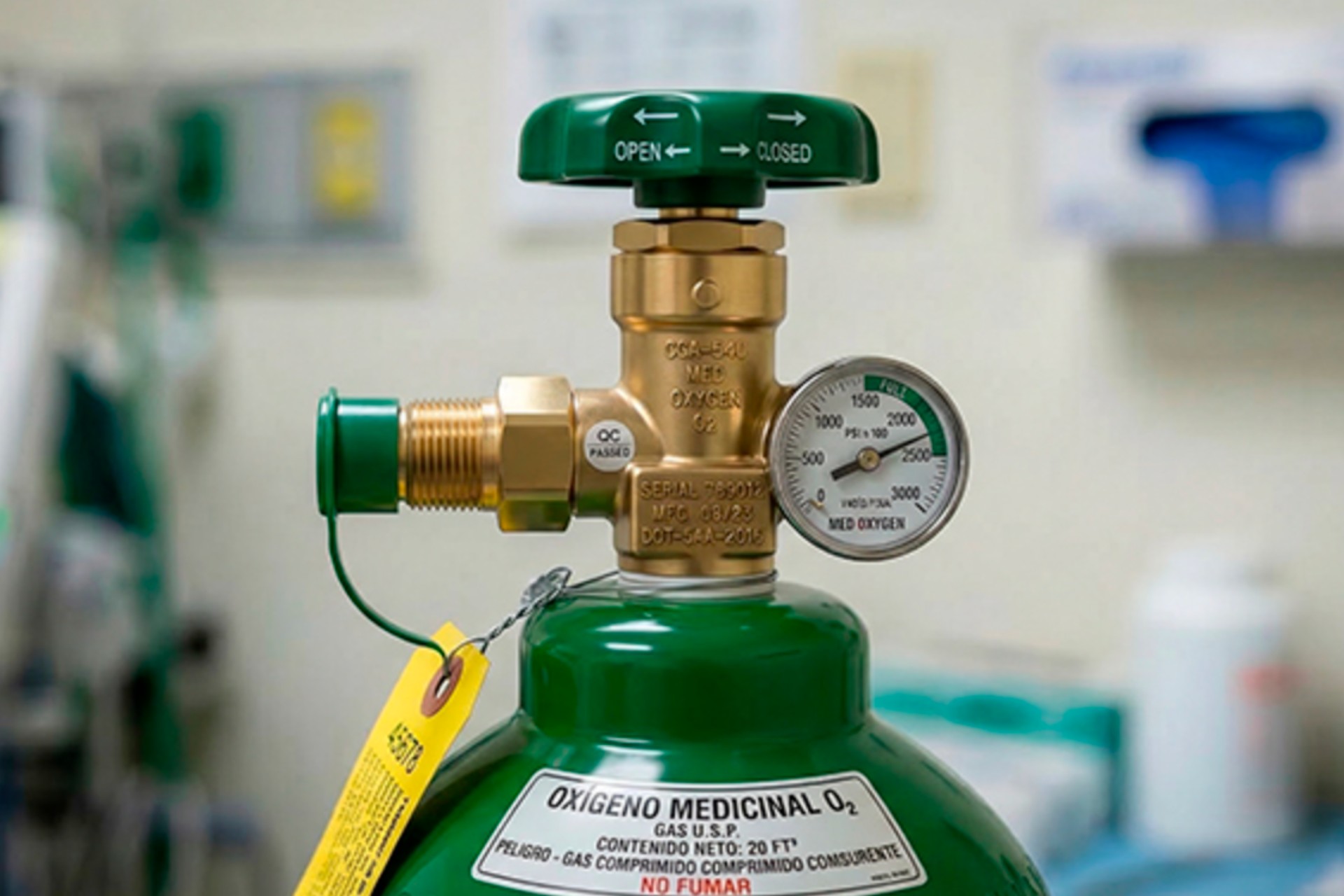 Sancionan con casi 800 mdp a empresas por monopolio en oxígeno medicinal