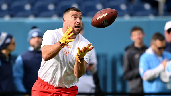 Travis Kelce renueva por tres años con Kansas y descarta el retiro