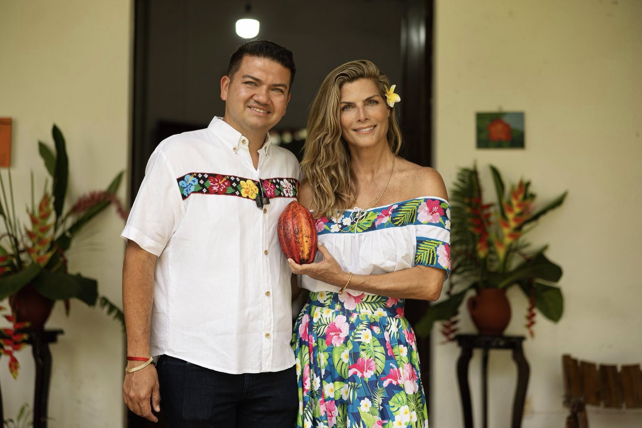 Comalcalco proyecta su riqueza cultural durante visita de Montserrat Oliver