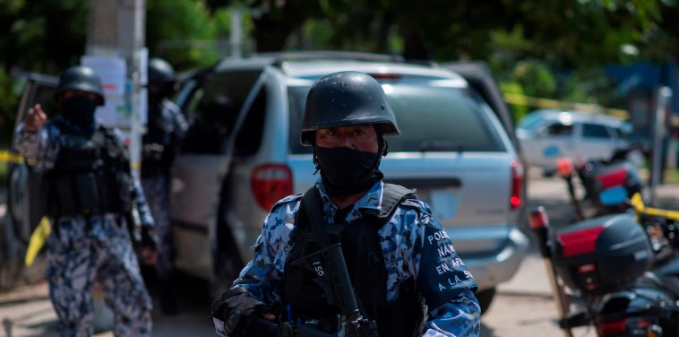 México detiene a diez integrantes de grupo criminal liderado por hermano de El Chapo