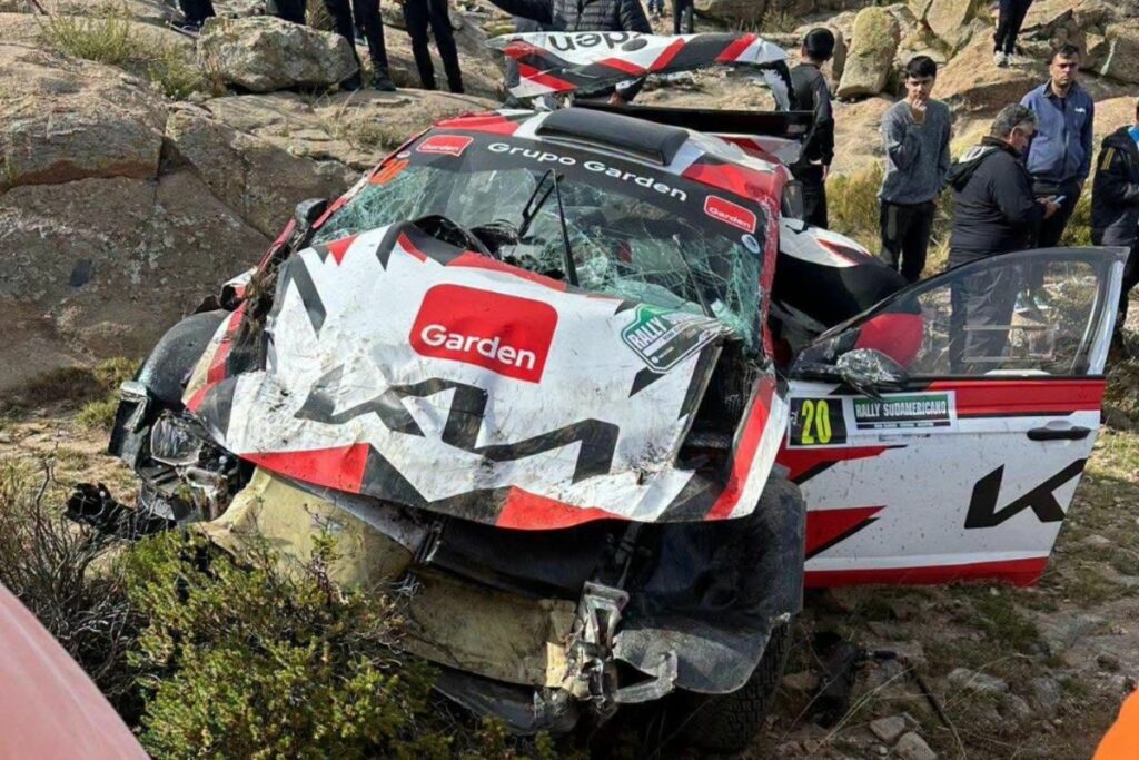 Un coche del Rally Sudamericano pierde el control y mata a un espectador en Córdoba
