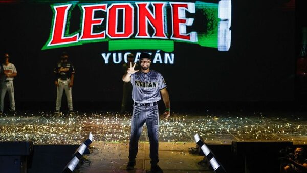Leones de Yucatán presentan temporada 2026 con espectáculo y nuevo roster