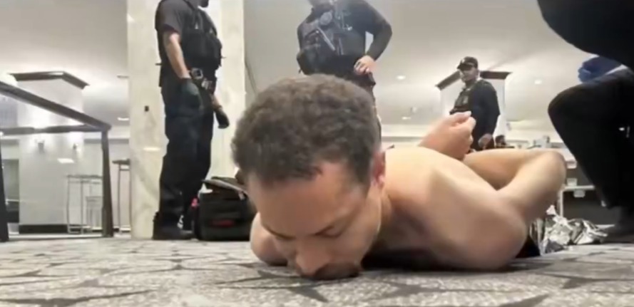 Trump califica como “lobo solitario” a atacante en cena de corresponsales