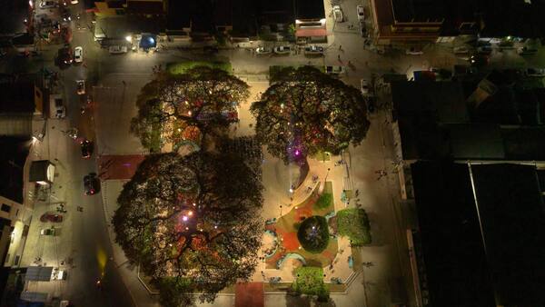 Rehabilitan Parque Central en Villa Chichicapa