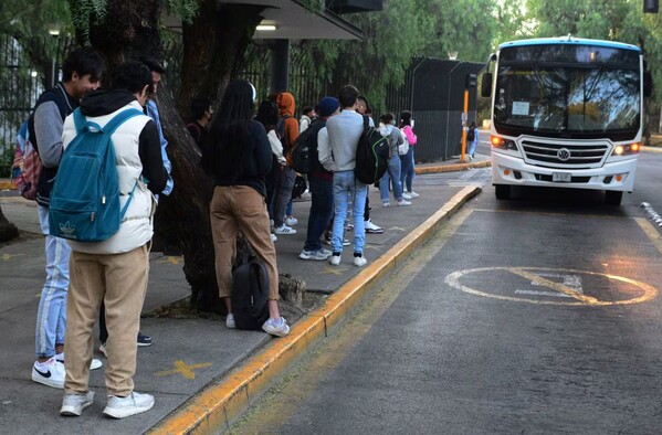 Transporte gratuito para estudiantes en Tabasco requeriría más recursos; transportistas cuestionan propuesta