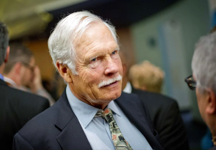 Muere Ted Turner, pionero de las noticias 24 horas
