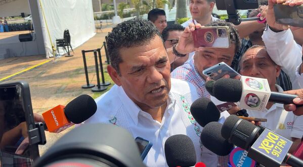 Javier May respalda a Ariadna Montiel como nueva dirigente de Morena