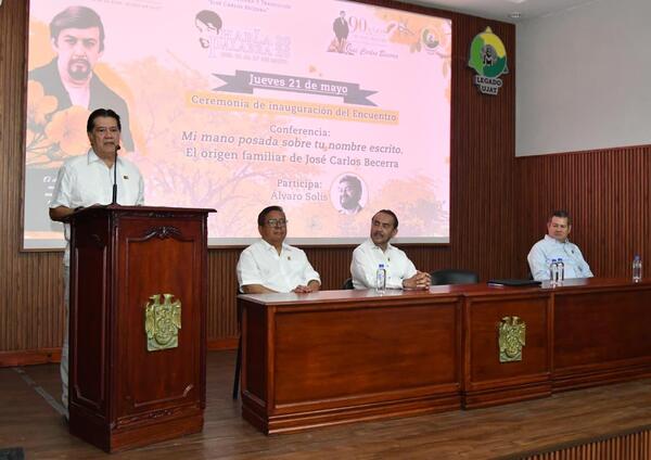 UJAT honra legado de José Carlos Becerra con encuentro literario