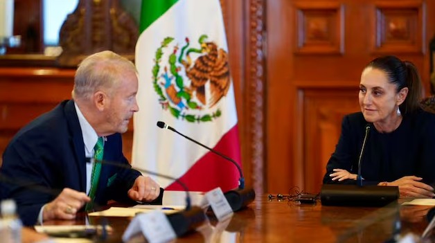 Sheinbaum pide a embajador de EU que respete los asuntos internos de México