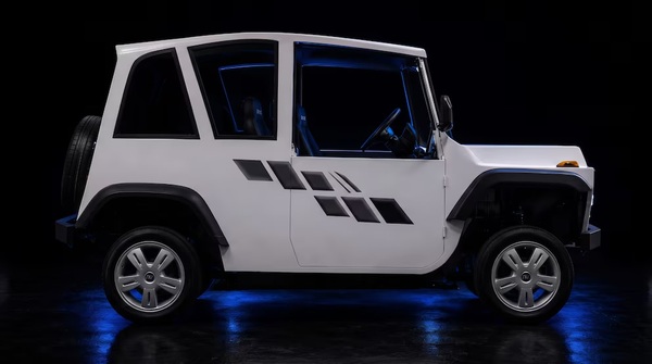 Estudiantes crean auto eléctrico mexicano de bajo costo