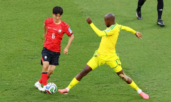 Sudáfrica avanza a dieciseisavos del Mundial