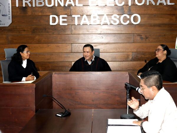 TET revoca rechazo del IEPCT a asociación ligada a Humberto de los Santos Bertruy