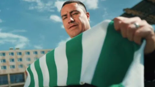 Efraín Juárez es presentado oficialmente con su nuevo equipo