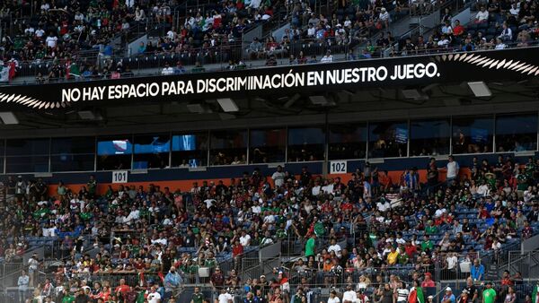 Tribunal de Arbitraje Deportivo mantiene multa millonaria contra México por grito homofóbico