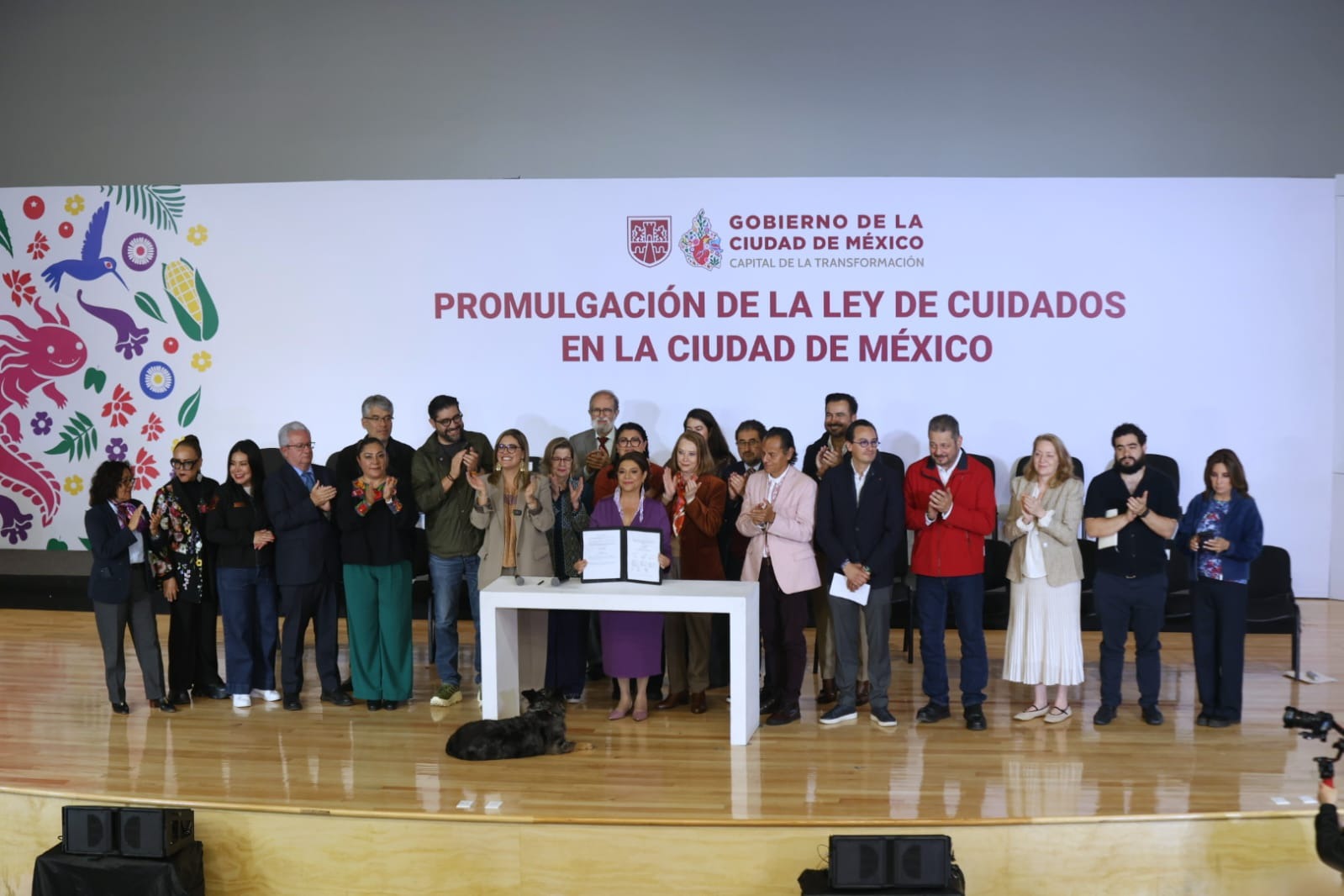 CDMX promulga la Ley Integral de Cuidados