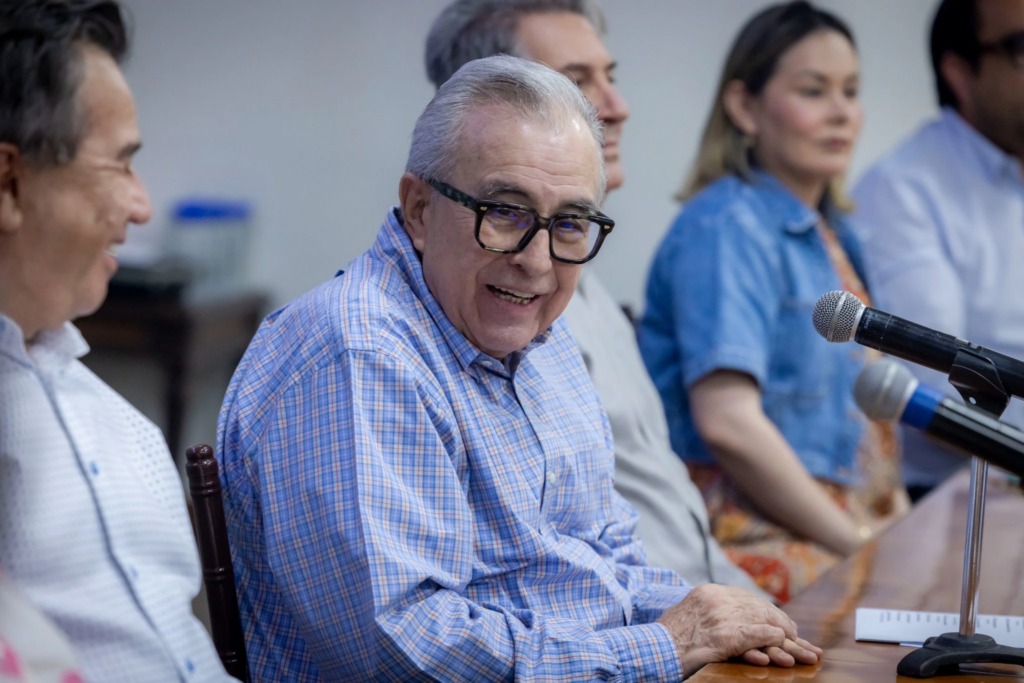 SRE reserva por cinco años información sobre Rubén Rocha