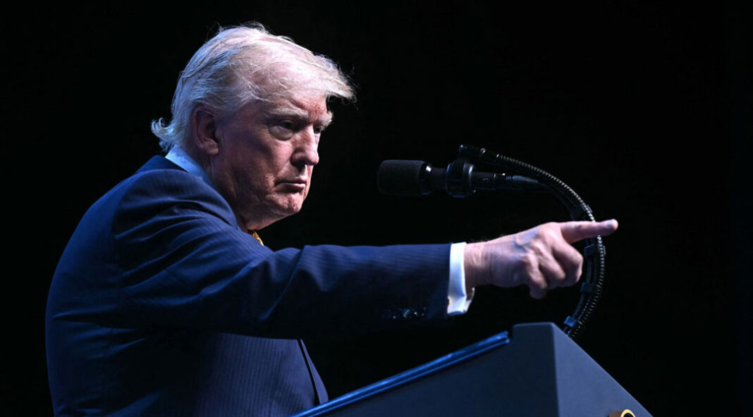 Trump dice que EEUU se convertirá en el «guardián» de Ormuz y pide una «compensación»
