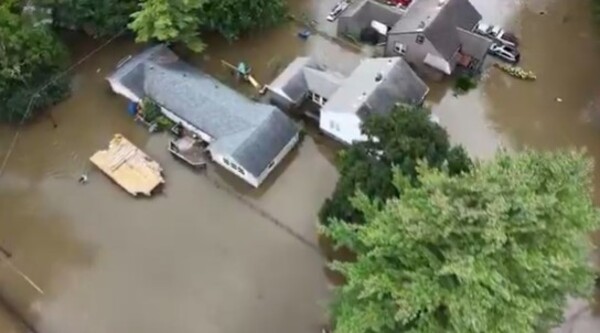 Inundaciones en Indiana dejan cinco muertos y cientos de evacuados