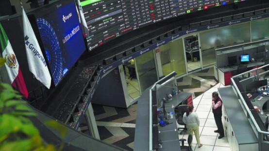 Bolsa Mexicana liga tres jornadas a la baja por cautela de inversionistas