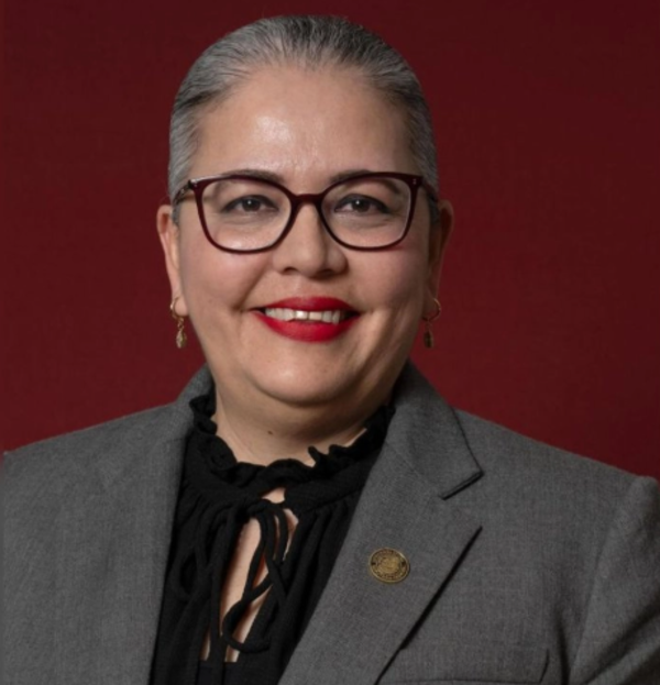 Graciela Domínguez asume como gobernadora interina de Sinaloa tras salida de Rocha Moya