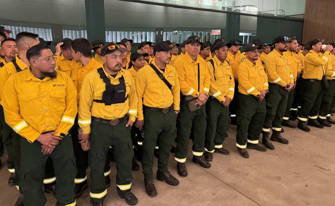 México envía nuevo contingente a Canadá para apoyar a la población frente a incendios